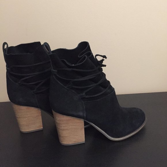 Ankle Boots - Picture 7 of 11